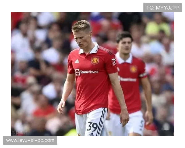 卡塞米罗与弗雷德在中场防守压力下形成差异化覆盖趋势